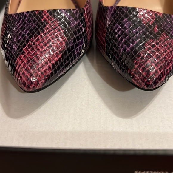 INC Zitah Mid Heel Pump size 6.5 - Picture 2 of 9